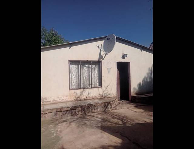 2 BEDROOM HOUSE FOR SALE IN DELMAS EXT 4